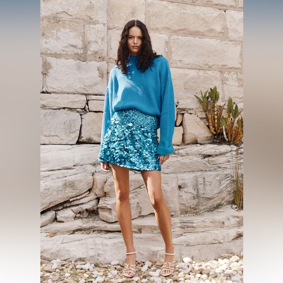 AJE Cherie Sequin Mini Skirt- Size is AU 4 = US 0/2 - Picture 4 of 5